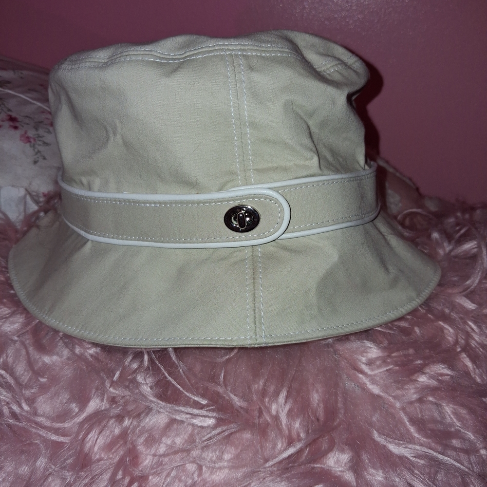Vintage Coach Turnlock Bucket Hat – Beige with Pink Signature C Lining  Size M/L